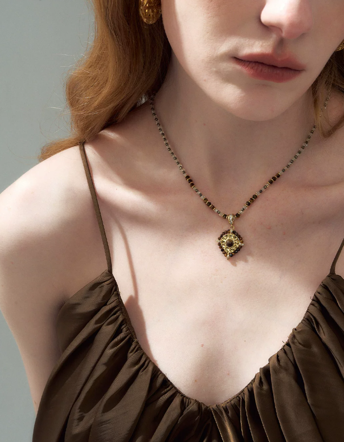 Madera Tiger Eye Pendant Necklace